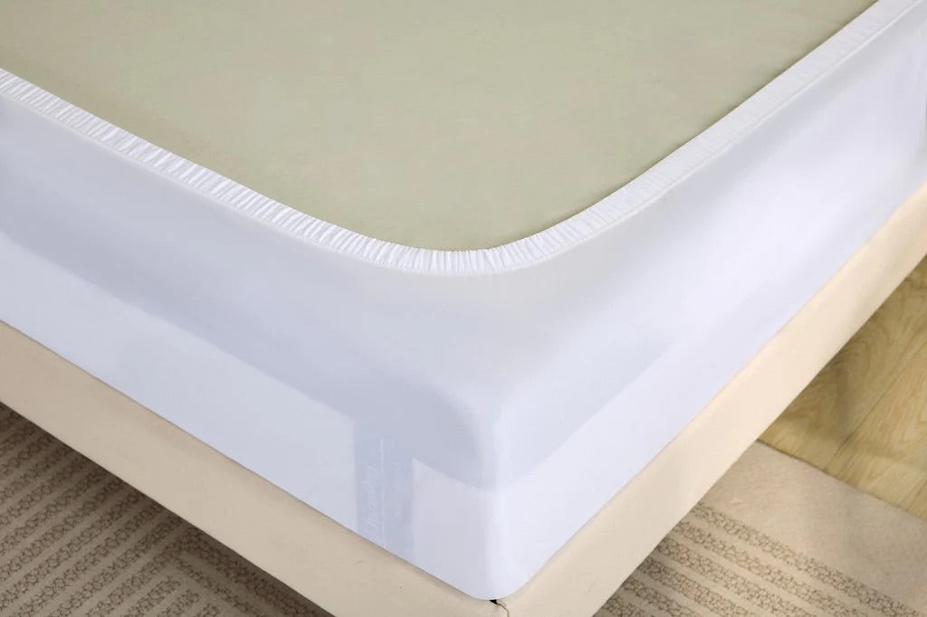 Close-up image of a Mattress protector made with Rayon / Bamboo fabric Queen size mattress